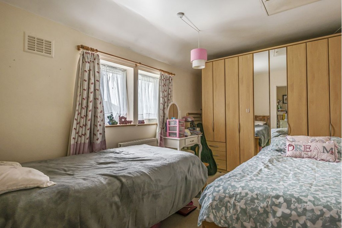 Manor Road, London Colney, AL2 Abbey Estates