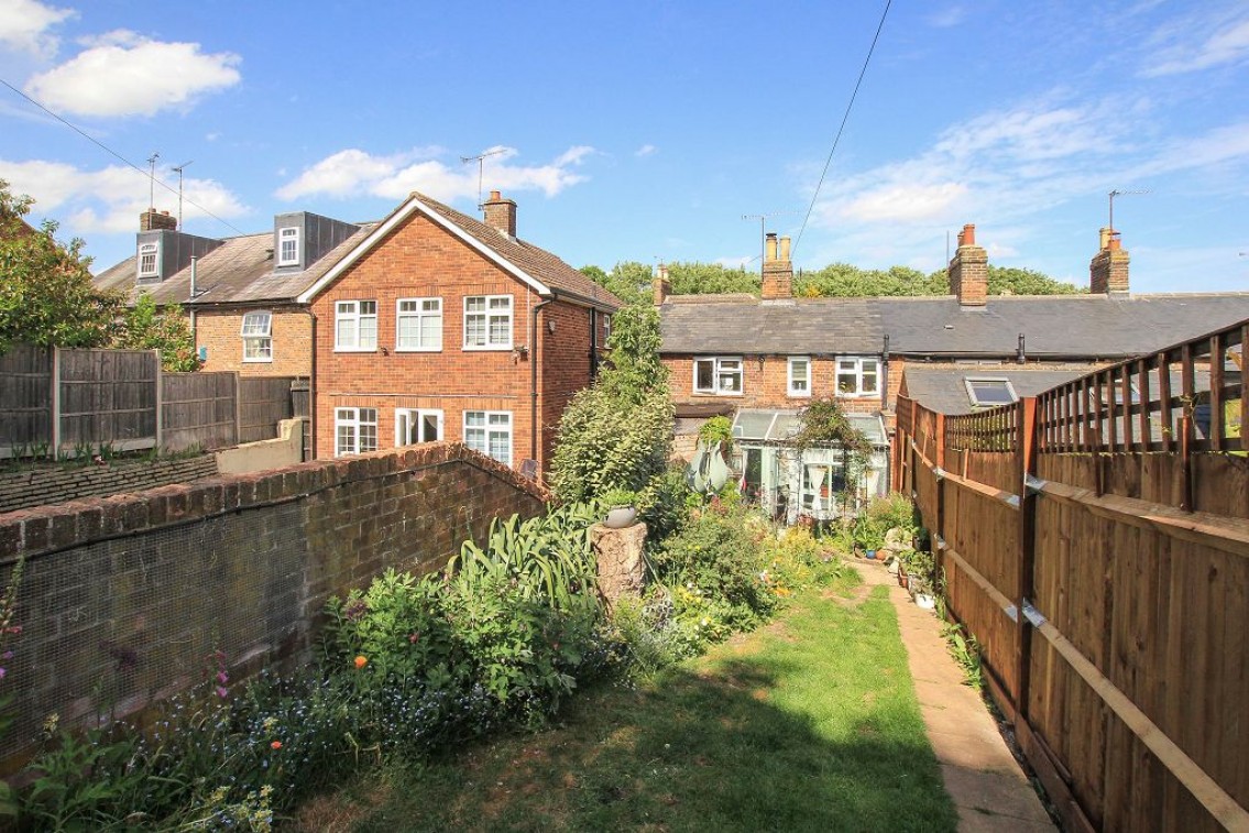 High Street, Markyate, AL3 Abbey Estates