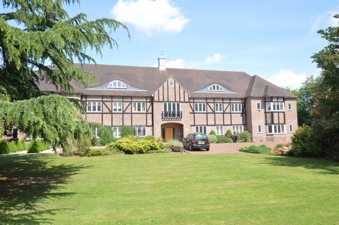 Highfield Manor, St Albans, AL4 0AN Abbey Estates